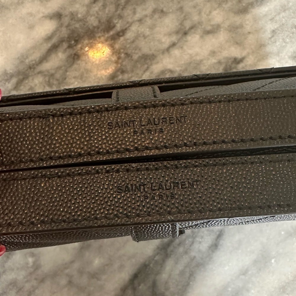 **SOLD**Yves Saint Laurent Medium Envelope Bag - Picture 9 of 17